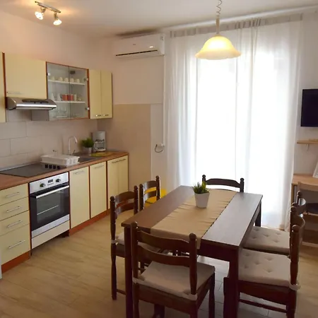 Lorela By Interhome